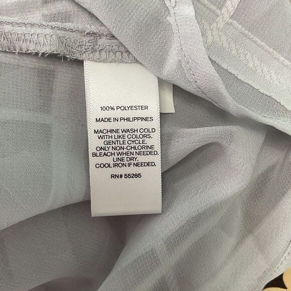 Express Womens Sheer Grey Long Sleeve Geometric Button Up Blouse Size XS - Picture 9 of 10